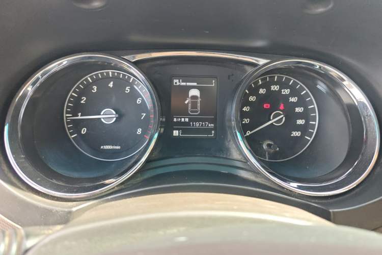 Used Wuling Hongguang 2015 1.5L S1 Comfort China V Standard Instrument Cluster
