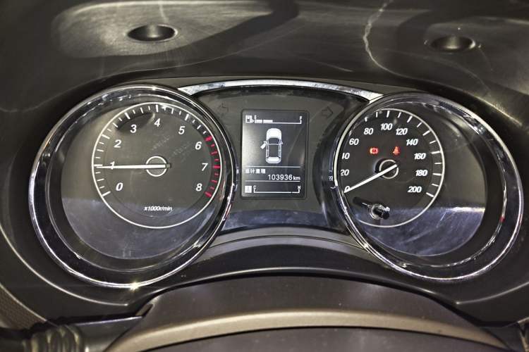 Used Wuling Hongguang 2015 1.5L S1 Comfort China V Standard Instrument Cluster