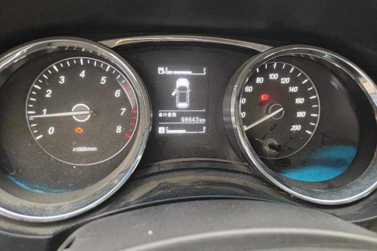 Used Wuling Hongguang 2015 1.5L S1 Comfort China V Standard Instrument Cluster