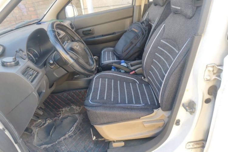 Used Wuling Hongguang 2015 1.5L S Basic Version China V Standard Interior 3