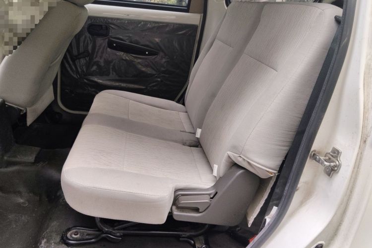 Used Wuling Hongguang 2015 1.5L S Basic Version China V Standard Interior 4