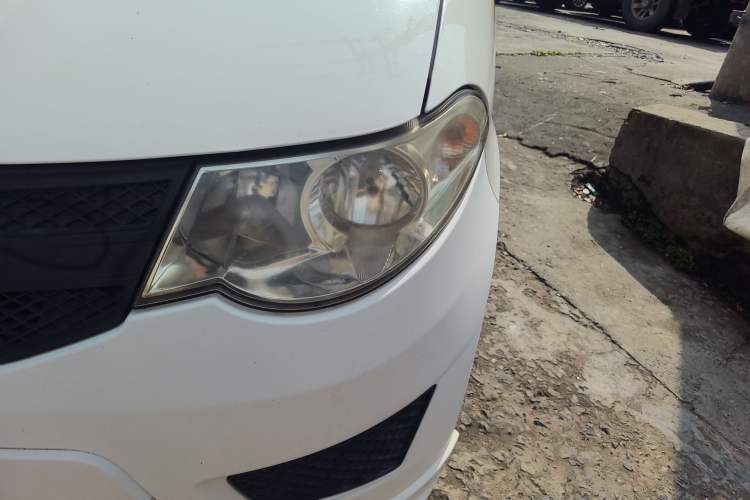 Used Wuling Hongguang 2015 1.2L S Base Model China IV Left Front Headlight