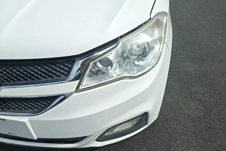 Used Wuling Hongguang 2015 1.5L S1 Comfort China V Standard Left Front Headlight
