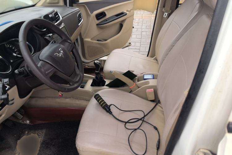 Used Wuling Hongguang 2015 1.5L S1 Standard China V-Emission Standards Left Front Seat