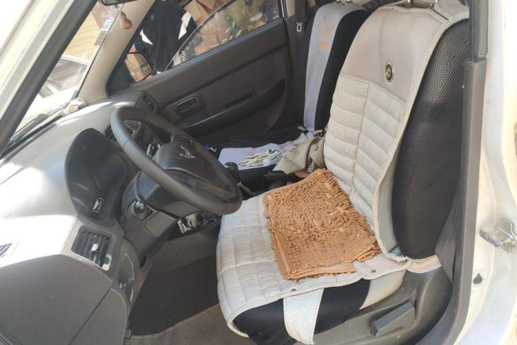 Used Wuling Hongguang 2015 1.2L S Base Model China V Standard Left Front Seat