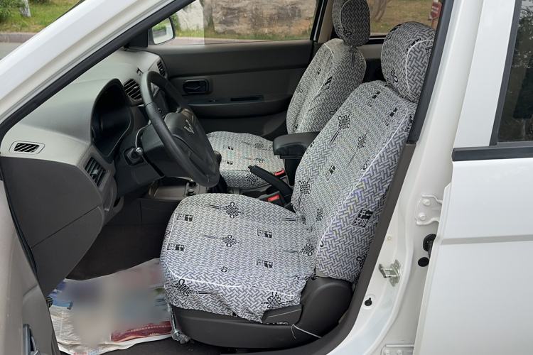 Used Wuling Hongguang 2015 1.5L S Basic Version China V Standard Left Front Seat