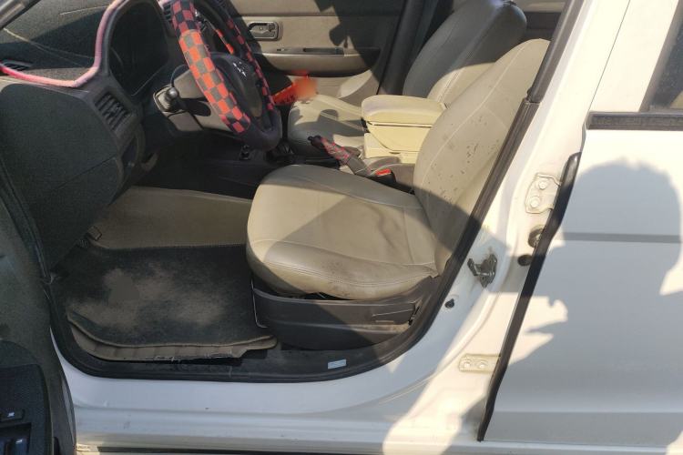 Used Wuling Hongguang 2015 1.5L S Base Model China IV Left Front Seat