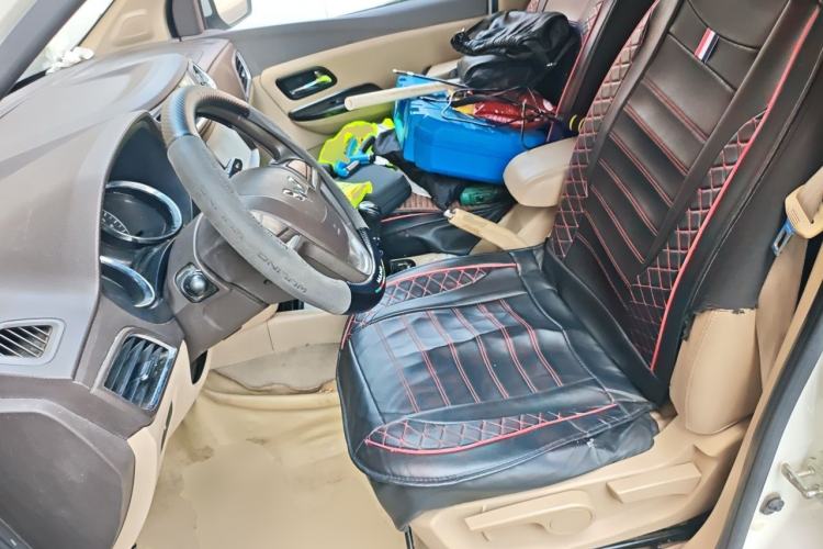 Used Wuling Hongguang 2015 1.5L S1 Comfort China V Standard Left Front Seat