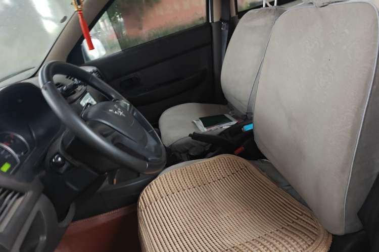 Used Wuling Hongguang 2015 1.5L S Basic Version China V Standard Left Front Seat