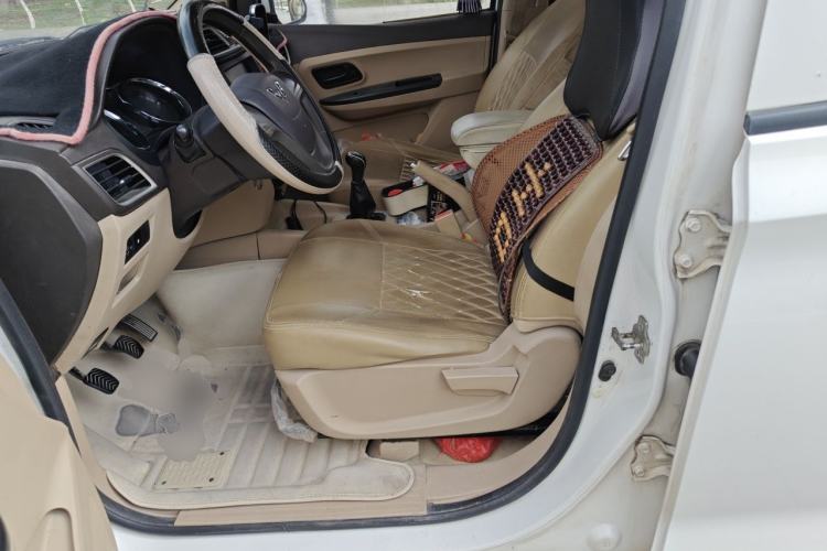 Used Wuling Hongguang 2015 1.5L S Basic Version China V Standard Left Front Seat