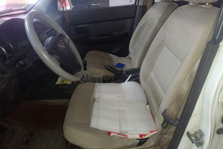 Used Wuling Hongguang 2015 1.5L S Basic Version China V Standard Left Front Seat