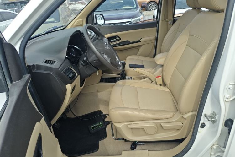 Used Wuling Hongguang 2015 1.5L S1 Comfort China V Standard Left Front Seat