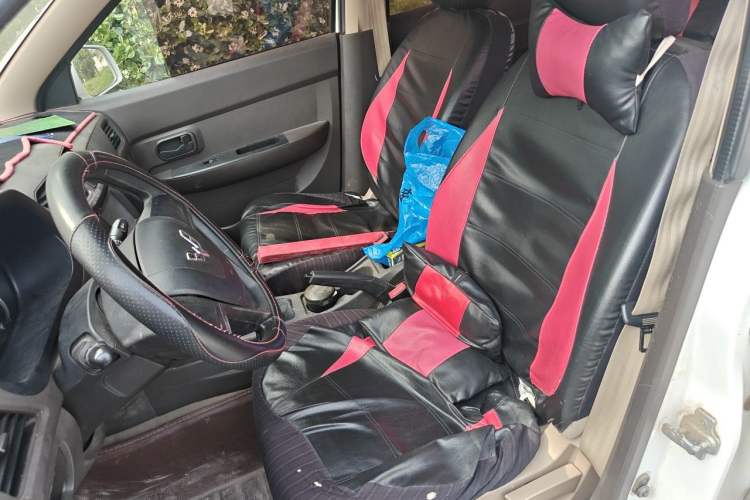Used Wuling Hongguang 2015 1.5L S Basic Version China V Standard Left Front Seat