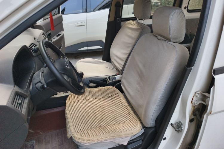 Used Wuling Hongguang 2015 1.5L S Basic Version China V Standard Left Front Seat