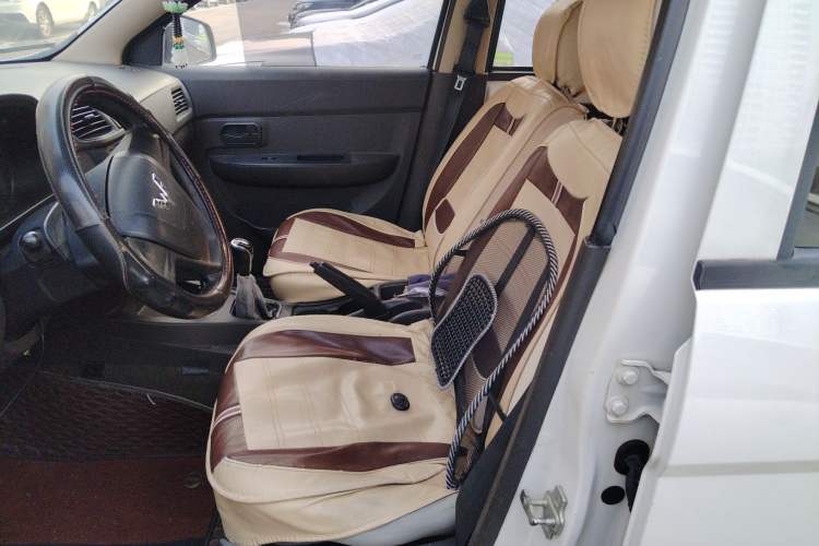Used Wuling Hongguang 2015 1.5L S Base Model China IV Left Front Seat