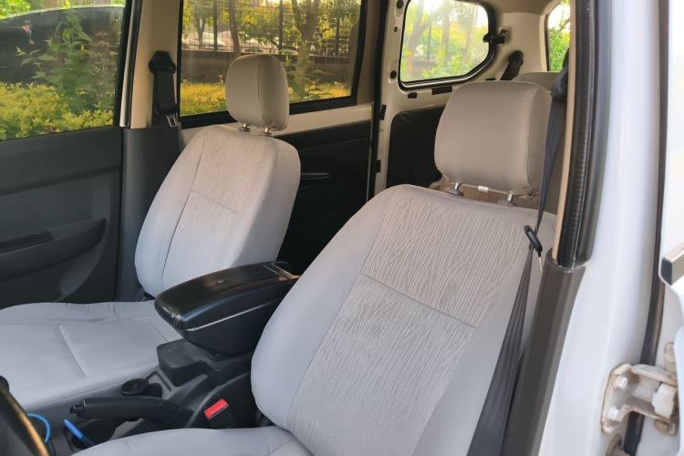 Used Wuling Hongguang 2015 1.5L S Basic Version China V Standard Left Front Seat