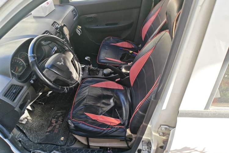 Used Wuling Hongguang 2015 1.5L S Basic Version China V Standard Left Front Seat