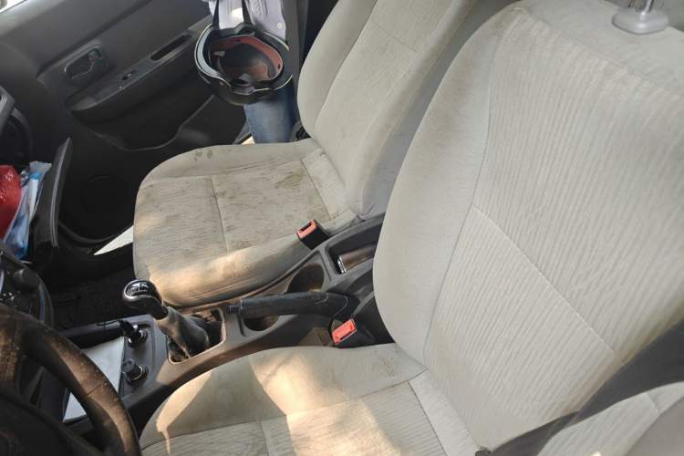 Used Wuling Hongguang 2015 1.5L S Basic Version China V Standard Left Front Seat
