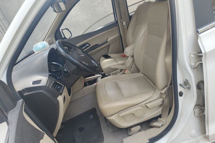 Used Wuling Hongguang 2015 1.5L S1 Comfort China V Standard Left Front Seat