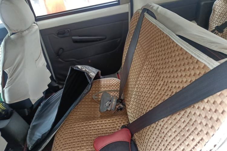 Used Wuling Hongguang 2015 1.5L S Basic Version China V Standard Left Rear Seat
