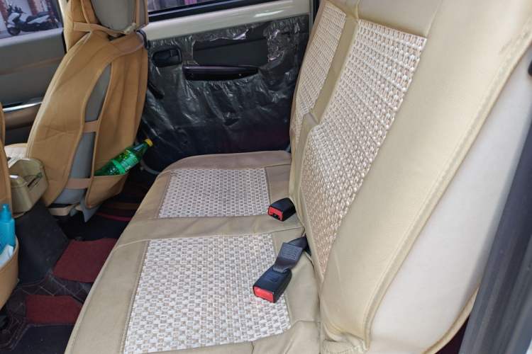 Used Wuling Hongguang 2015 1.5L S Base Model China IV Left Rear Seat