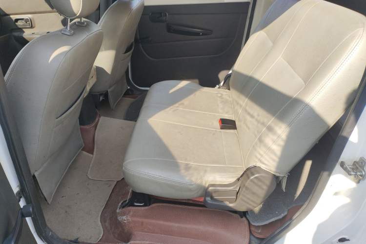 Used Wuling Hongguang 2015 1.5L S Base Model China IV Left Rear Seat