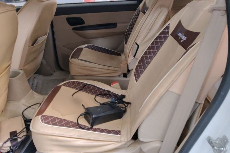 Used Wuling Hongguang 2015 1.5L S1 Standard China V-Emission Standards Left Rear Seat