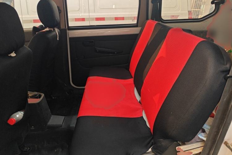 Used Wuling Hongguang 2015 1.5L S Basic Version China V Standard Left Rear Seat