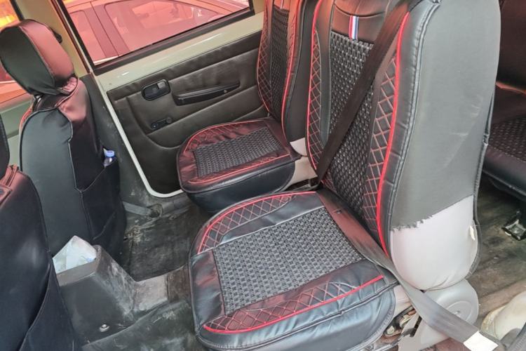 Used Wuling Hongguang 2015 1.5L S Basic Version China V Standard Left Rear Seat