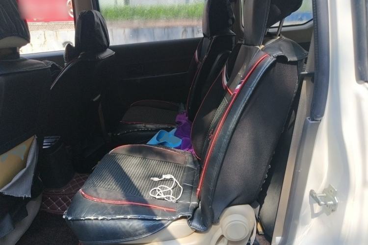 Used Wuling Hongguang 2015 1.5L S Basic Version China V Standard Left Rear Seat