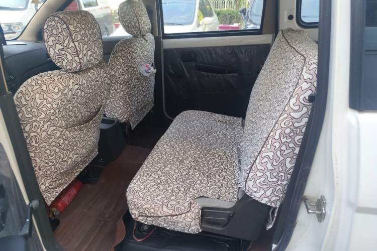 Used Wuling Hongguang 2015 1.2L S Base Model China V Standard Left Rear Seat
