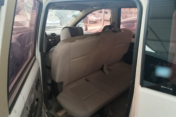 Used Wuling Hongguang 2015 1.5L S Basic Version China V Standard Left Rear Seat