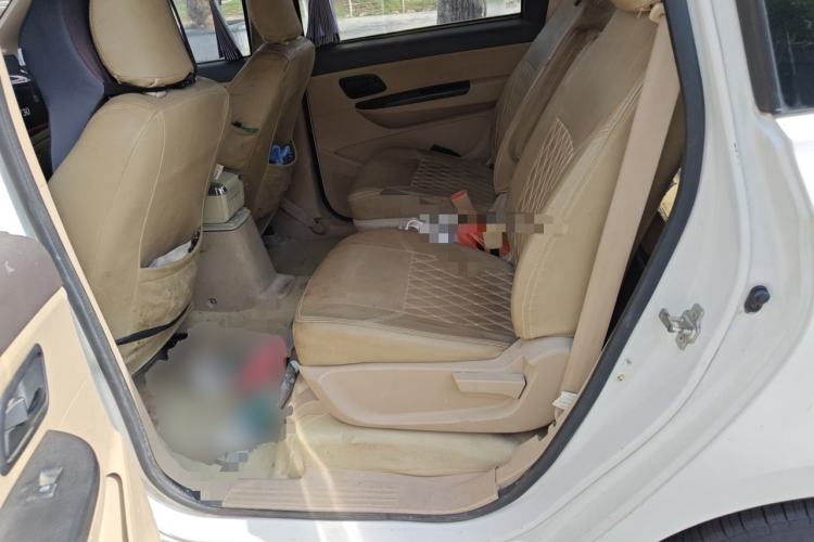 Used Wuling Hongguang 2015 1.5L S Basic Version China V Standard Left Rear Seat