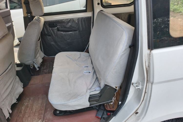 Used Wuling Hongguang 2015 1.5L S Basic Version China V Standard Left Rear Seat
