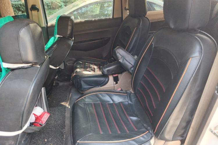 Used Wuling Hongguang 2015 1.5L S Basic Version China V Standard Left Rear Seat