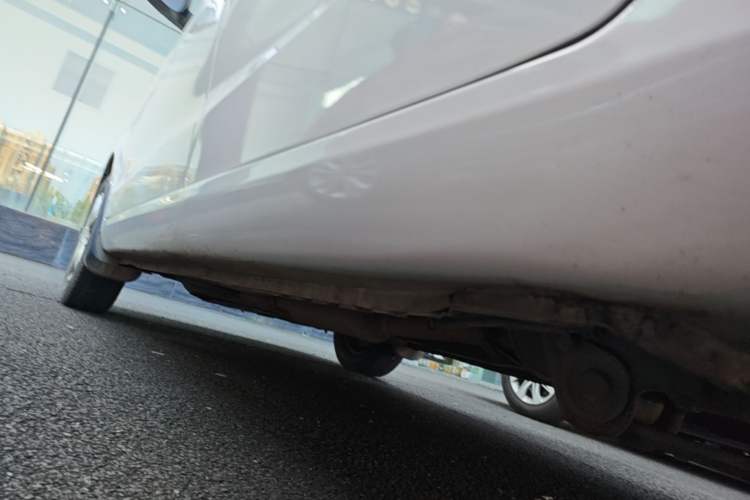 Used Wuling Hongguang 2015 1.5L S Basic Version China V Standard Left Side Sill