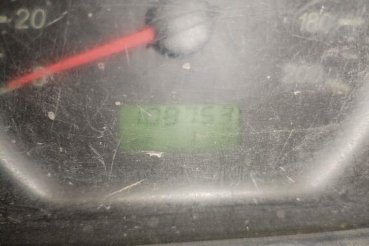 Used Wuling Hongguang 2015 1.2L S Base Model China V Standard Odometer Close Up