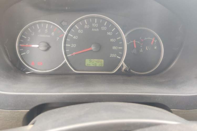 Used Wuling Hongguang 2015 1.2L S Base Model China V Standard Odometer Close Up