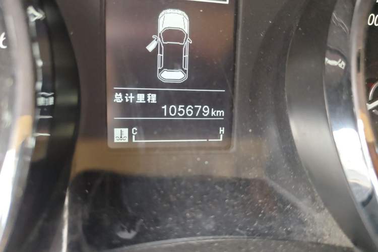 Used Wuling Hongguang 2015 1.5L S1 Comfort China V Standard Odometer Close Up
