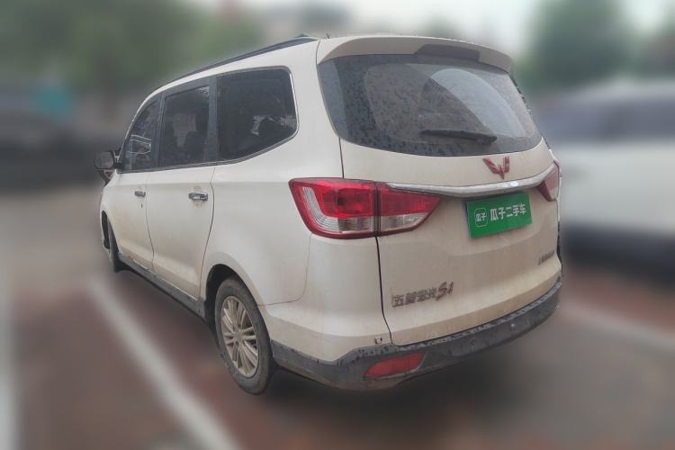 Used Wuling Hongguang 2015 1.5L S1 Comfort China V Standard Rear Left 45 Deg
