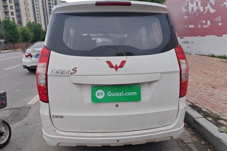Used Wuling Hongguang 2015 1.2L S Base Model China V Standard Rear