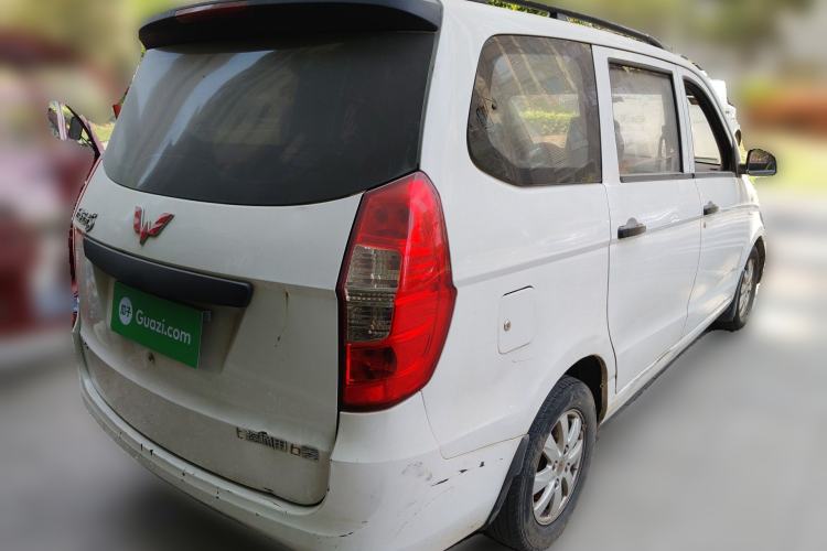 Used Wuling Hongguang 2015 1.5L S Basic Version China V Standard Rear Right 45 Deg