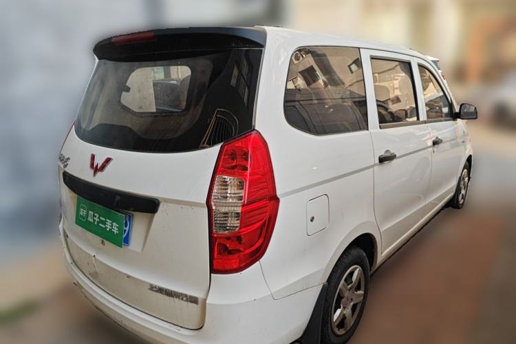 Used Wuling Hongguang 2015 1.5L S Basic Version China V Standard Rear Right 45 Deg