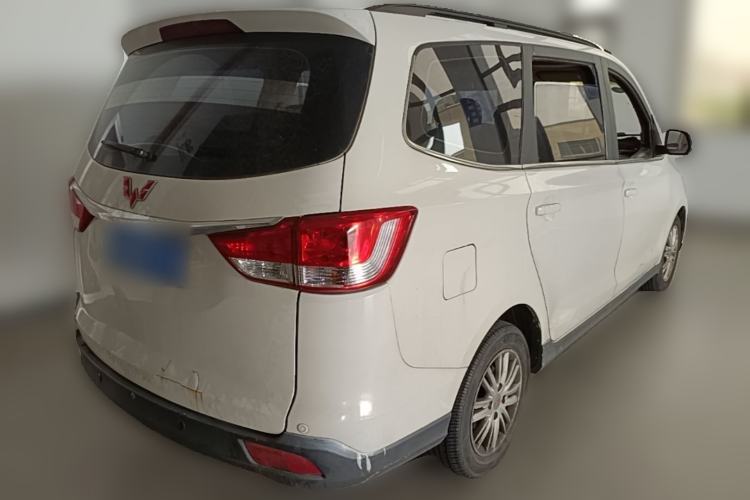 Used Wuling Hongguang 2015 1.5L S1 Comfort China V Standard Rear Right 45 Deg