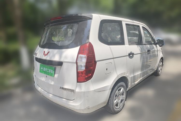 Used Wuling Hongguang 2015 1.5L S Basic Version China V Standard Rear Right 45 Deg
