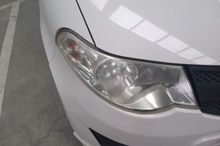 Used Wuling Hongguang 2015 1.2L S Base Model China V Standard Right Front Headlight