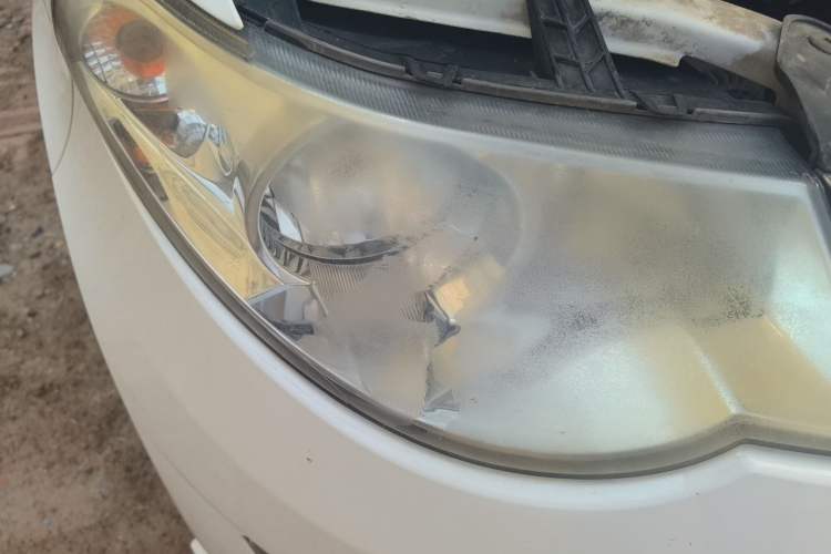Used Wuling Hongguang 2015 1.2L S Base Model China IV Right Front Headlight