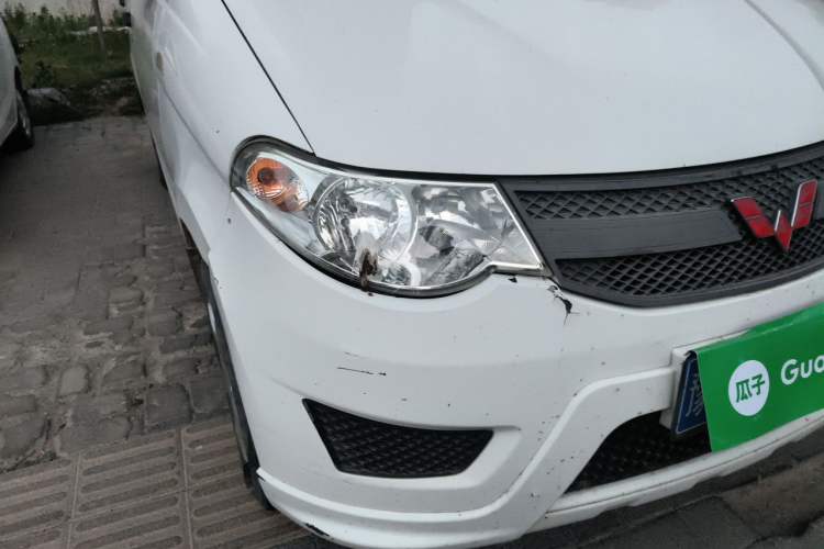 Used Wuling Hongguang 2015 1.2L S Base Model China V Standard Right Front Headlight