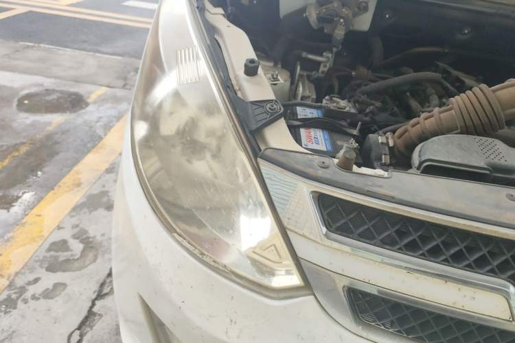 Used Wuling Hongguang 2015 1.5L S1 Standard China V-Emission Standards Right Front Headlight