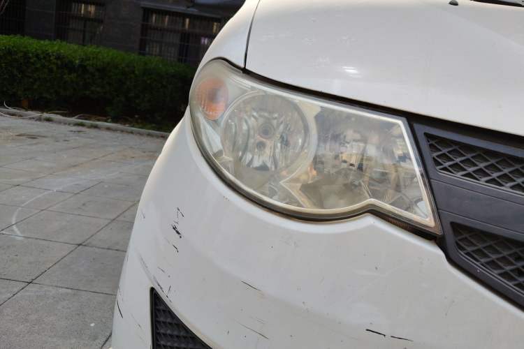 Used Wuling Hongguang 2015 1.5L S Basic Version China V Standard Right Front Headlight
